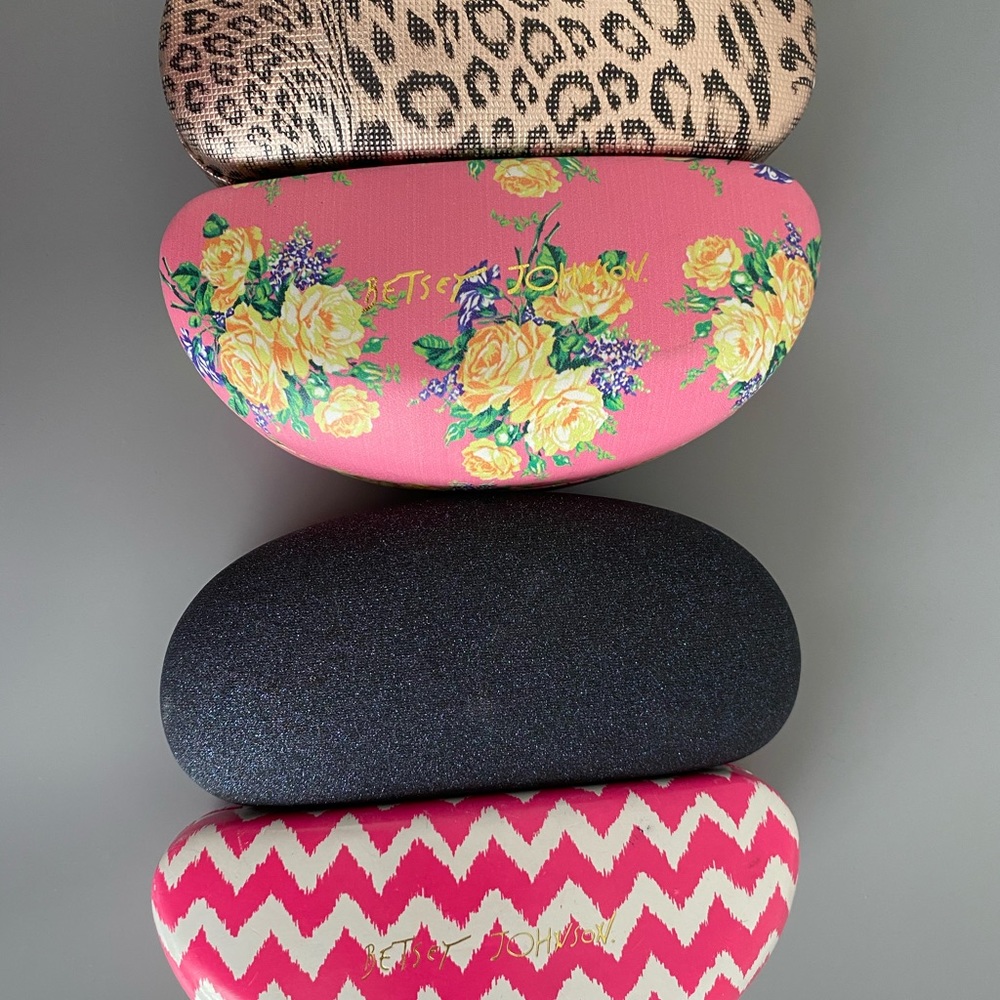 Lot of 4 eyeglass cases
